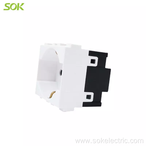 Socket Outler w/central earth grounding switches Italy